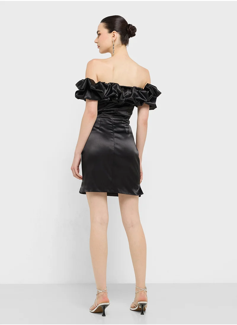 جينجر Ruffled Mini Dress