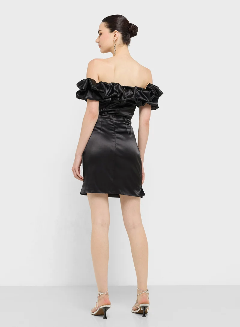 جينجر Ruffled Mini Dress