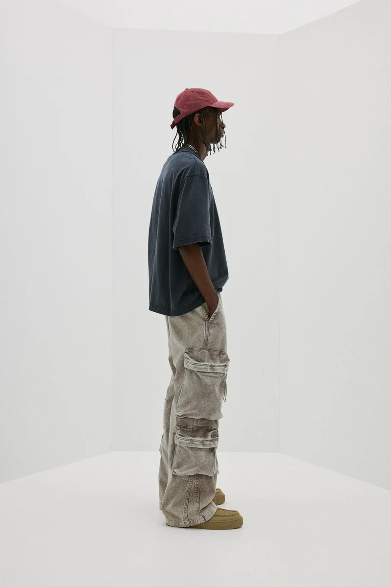 H&M  Regular Fit Twill cargo trousers for Men | Best Price UAE