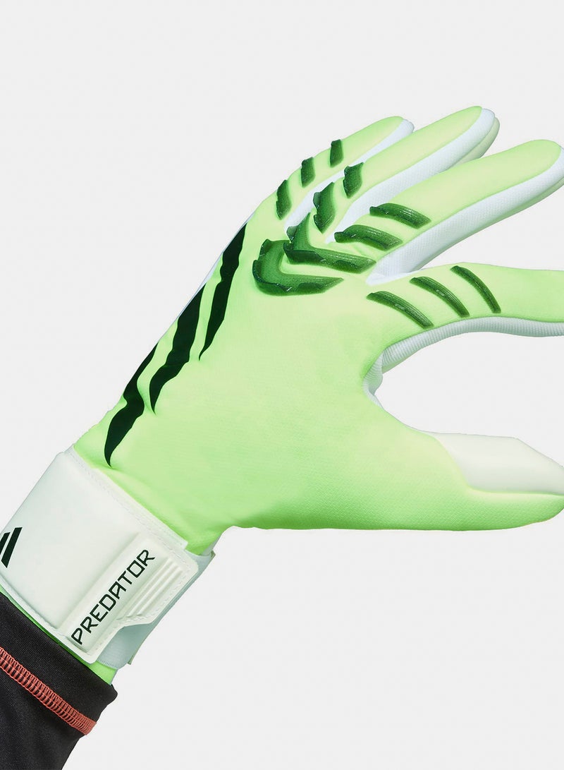 Adidas Predator League Goalkeeper Glove - Image 1