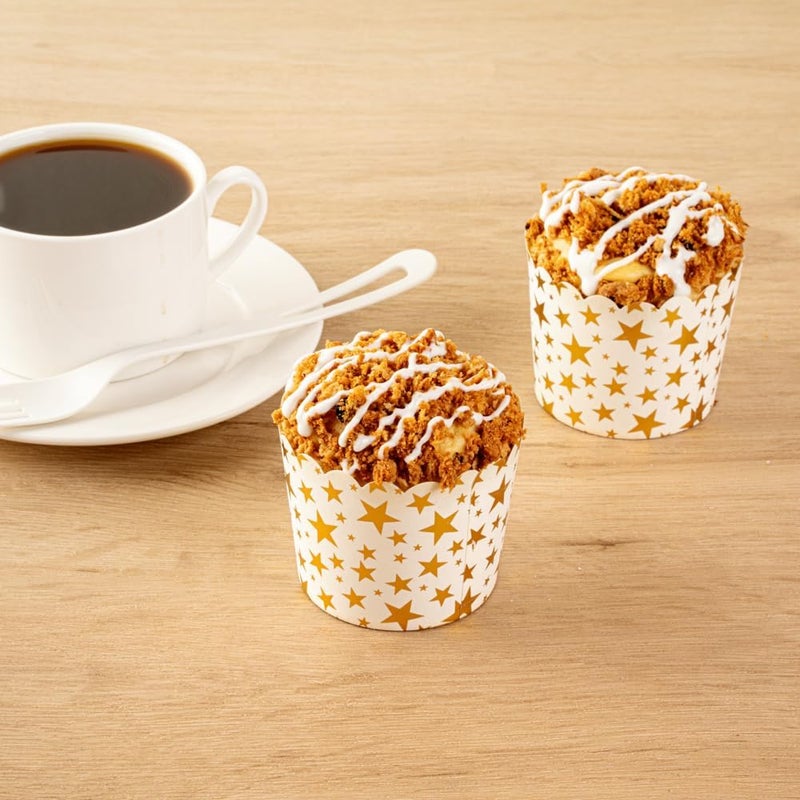 Restaurantware Panificio 45 Ounce Baking Cups 50 Disposable Paper Baking Cups  Greaseproof OvenReady White Paper Muffin Liners Microwavable Gold Star Print - Image 3