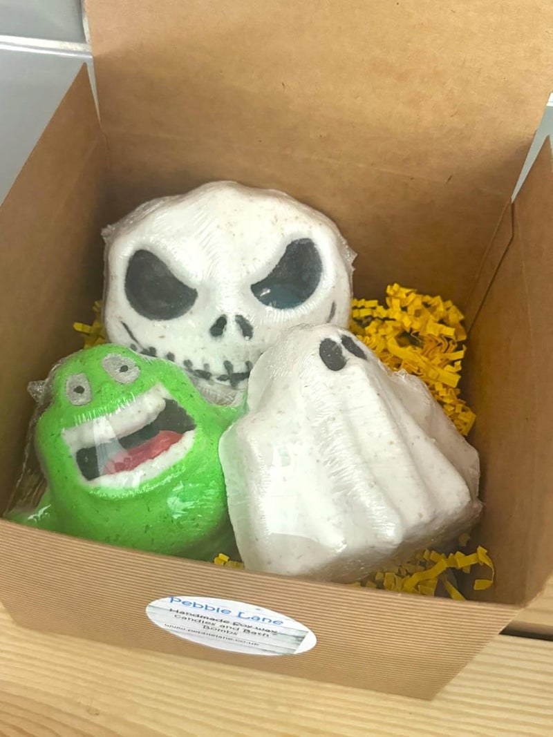 Nightmare Halloween Bathbombs Ghost 3 bathbombs in a Box Handpainted in The UK