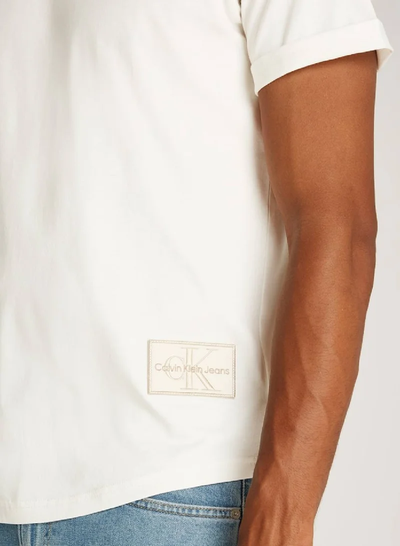 Calvin Klein Jeans Men's  Cotton Badge T-Shirt
