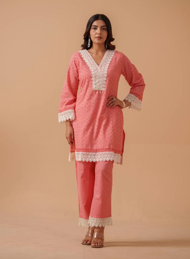 دي دبليو دشداشة قطنية مطرزة مع بنطلون - Image 1