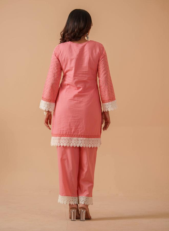 دي دبليو دشداشة قطنية مطرزة مع بنطلون - Image 3