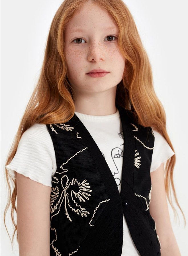 Tyess Girl Black Vest - Image 2