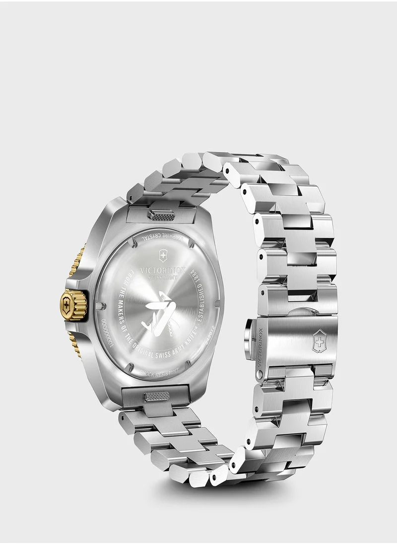 فيكترونوكس Journey 1884 Analog Watch