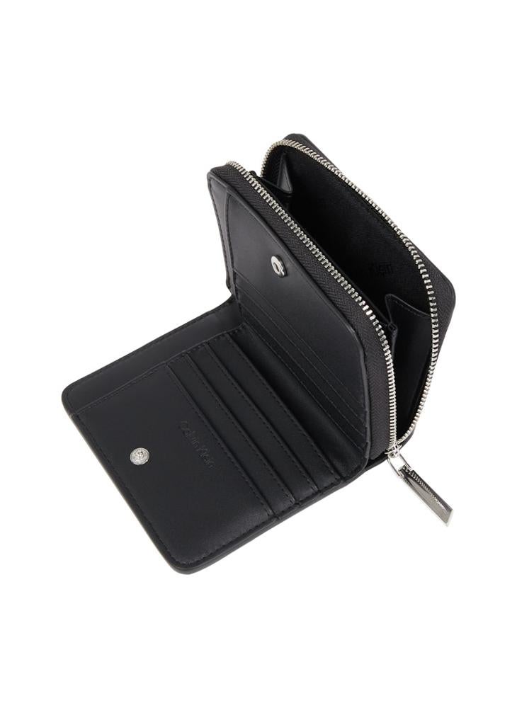 CALVIN KLEIN MEDIUM ZIP WALLET  - Image 4