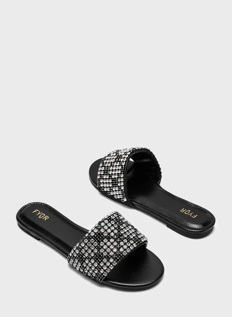 FYOR Quilted Strap Sandals