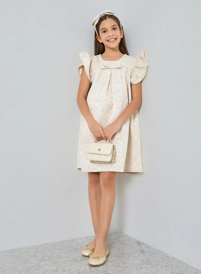 ستايلي فستان جاكار بأكمام مكشكشة