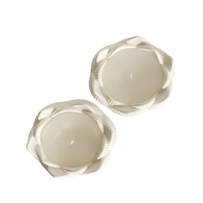 Itisha Treendzs Itisha Treendzs Lotus Shaped Scented Soy Candle Reuse as a Candle Holders White Resin Set of 2  - Image 4