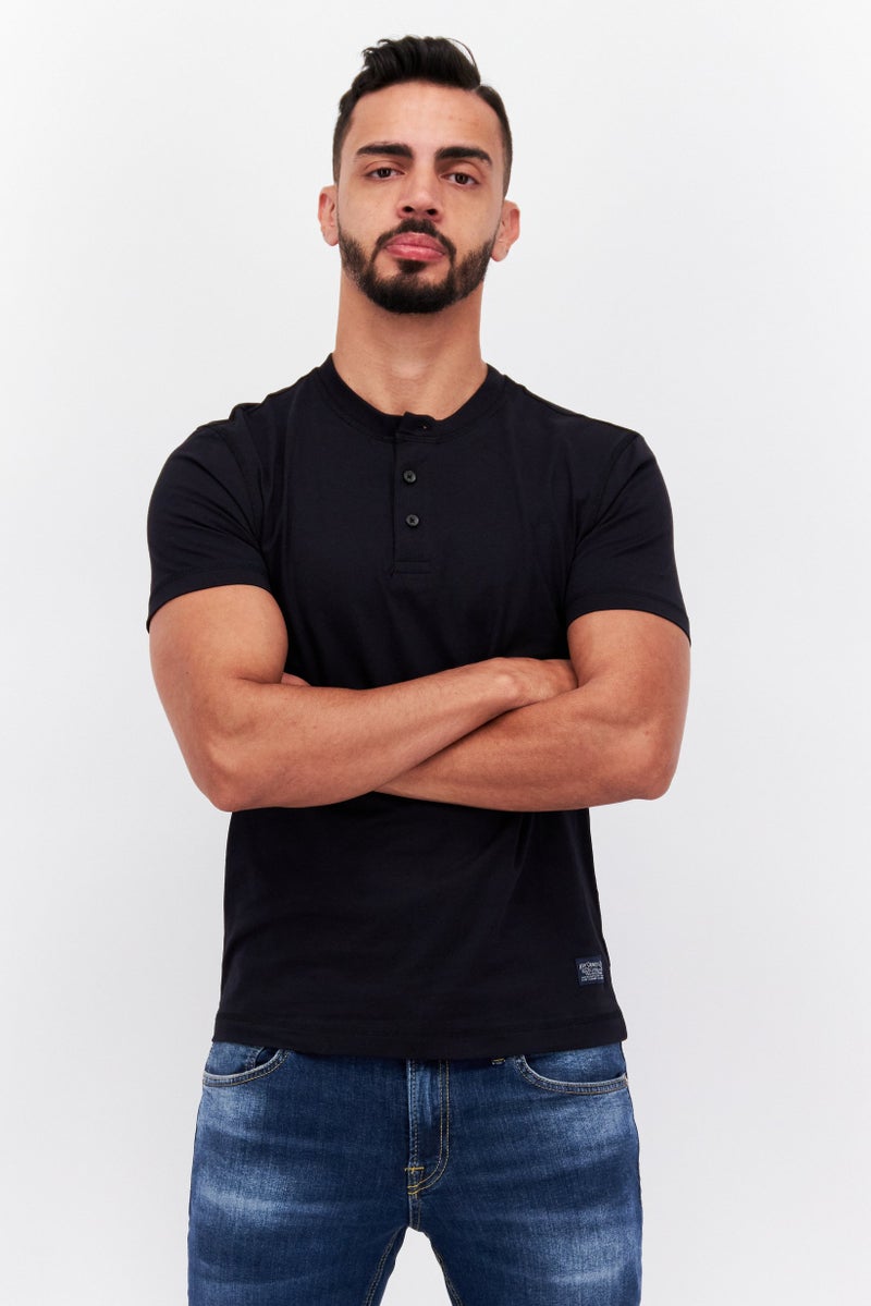 Levi's Men Crew Neck Short Sleeve Solid T-Shirts, Black - Image 1