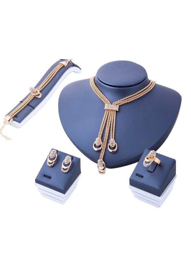 مجوهرات تتكون مجموعة الإكسسوارات النسائية من 4 قطع تتضمن قلادة وأقراط وخاتم وسوار - Image 3