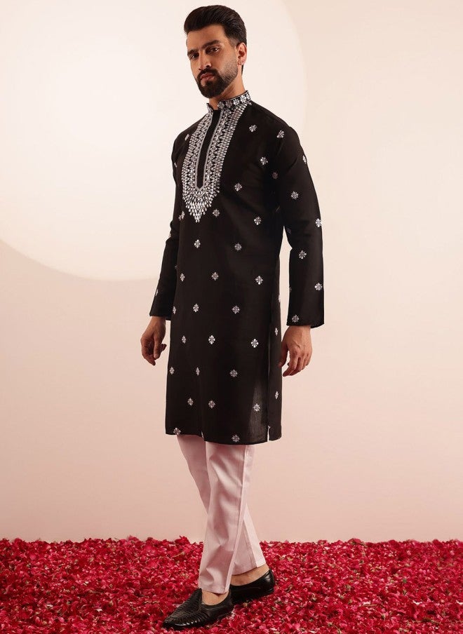 Sojanya Floral Embroidered Black Kurta With Pyjamas For Men - Image 5