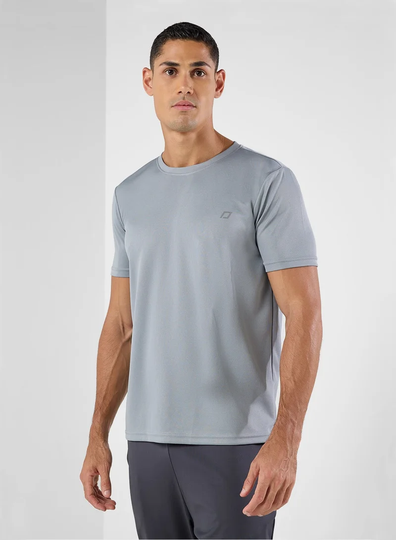 فورورد تيشيرت أساسي رياضي