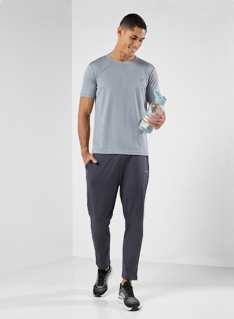 FRWD Essential Active T-Shirt - Image 4