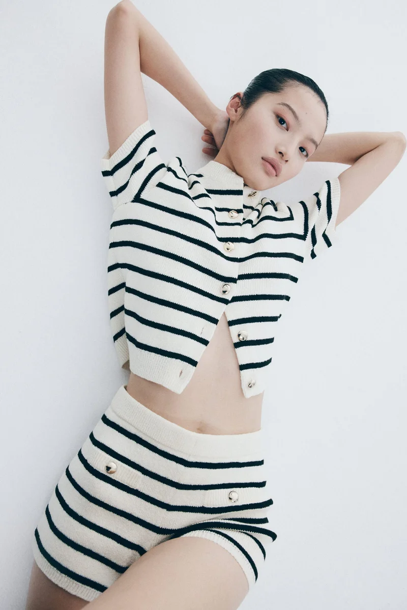 H&M Knitted mini shorts