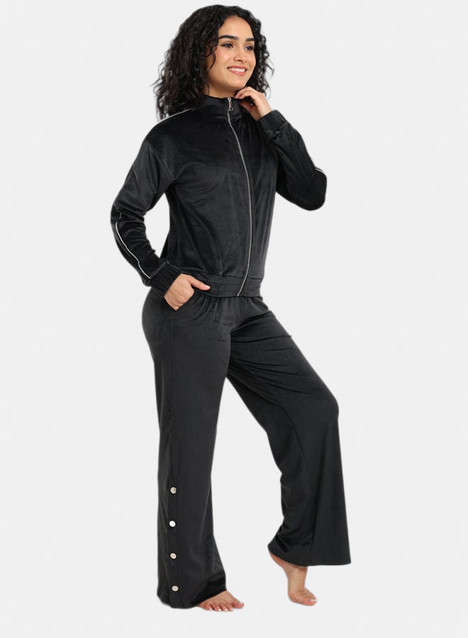 Carina Velvet Straight-Cut Pyjama Set - Image 2
