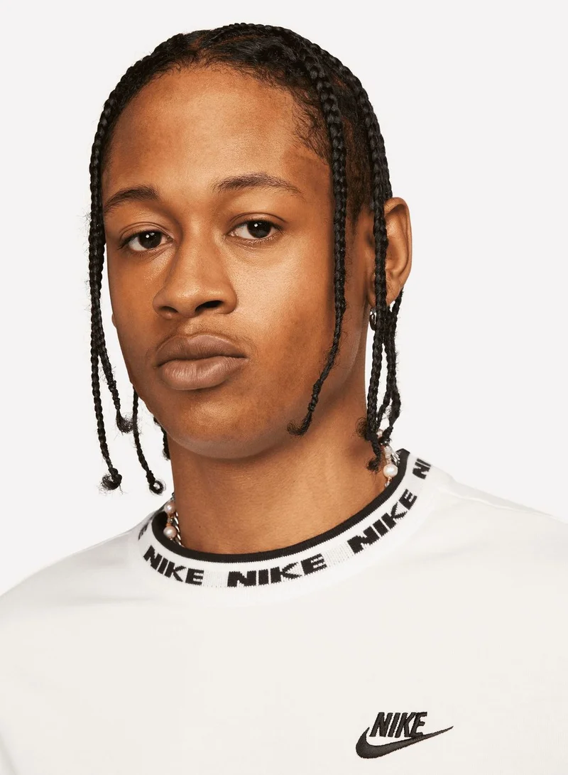 Nike Essential Club T-Shirt