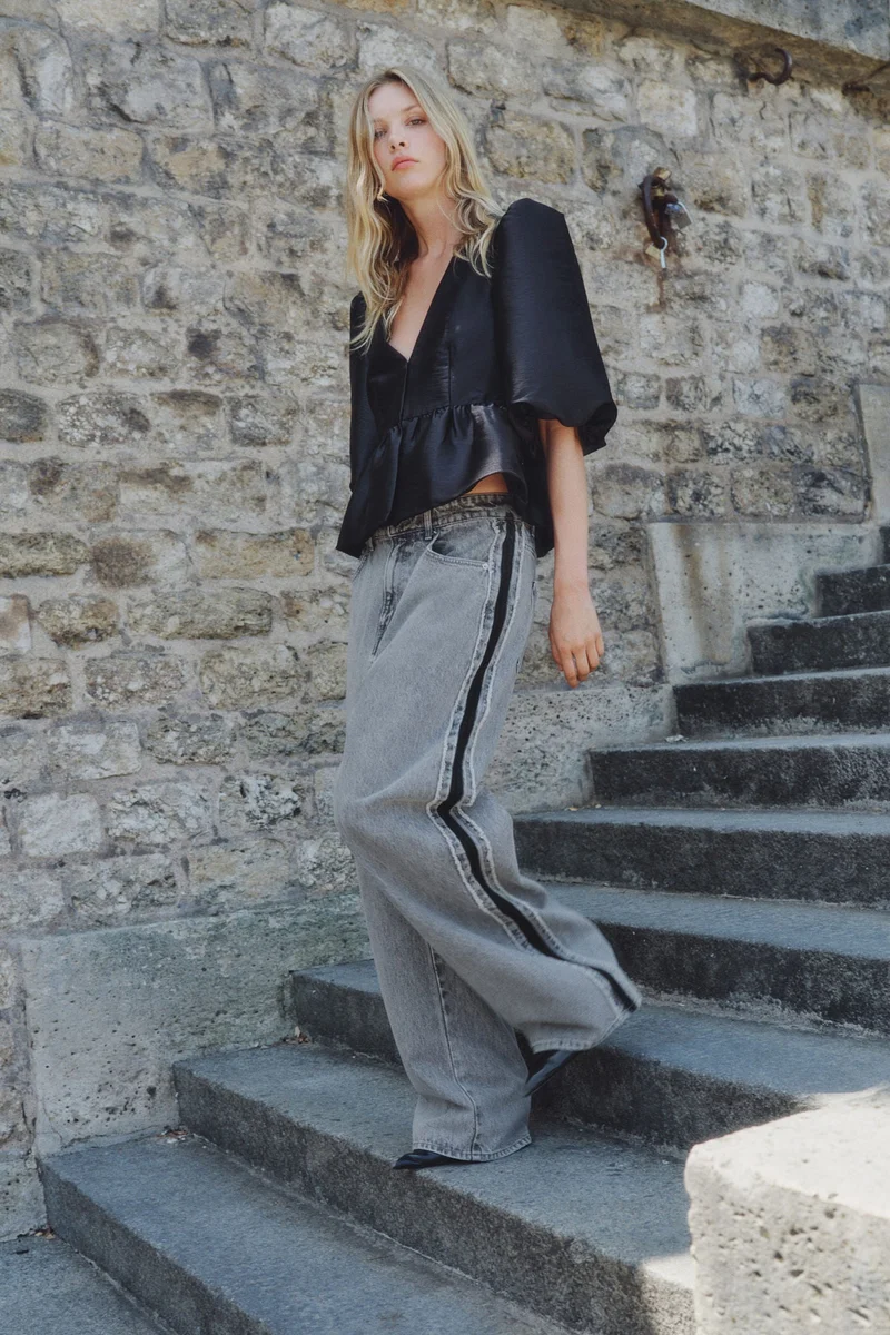 H&M Side-panelled jeans