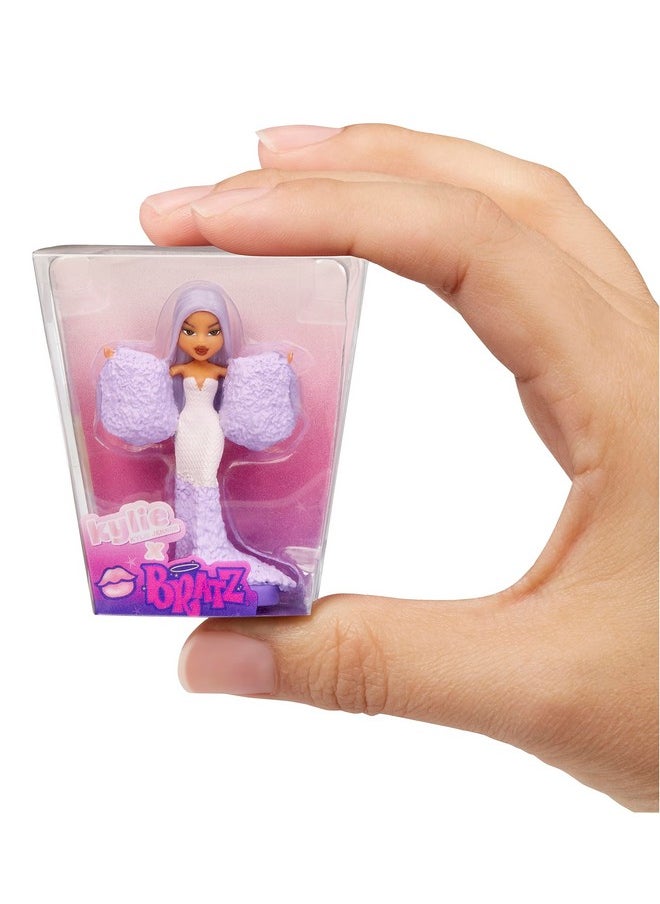 BRATZ - Mini Bratz X Kylie Jenner Series 1 Collectible Figures, 2 Minis In Each Pack, Blind Packaging Doubles As Display - Image 1