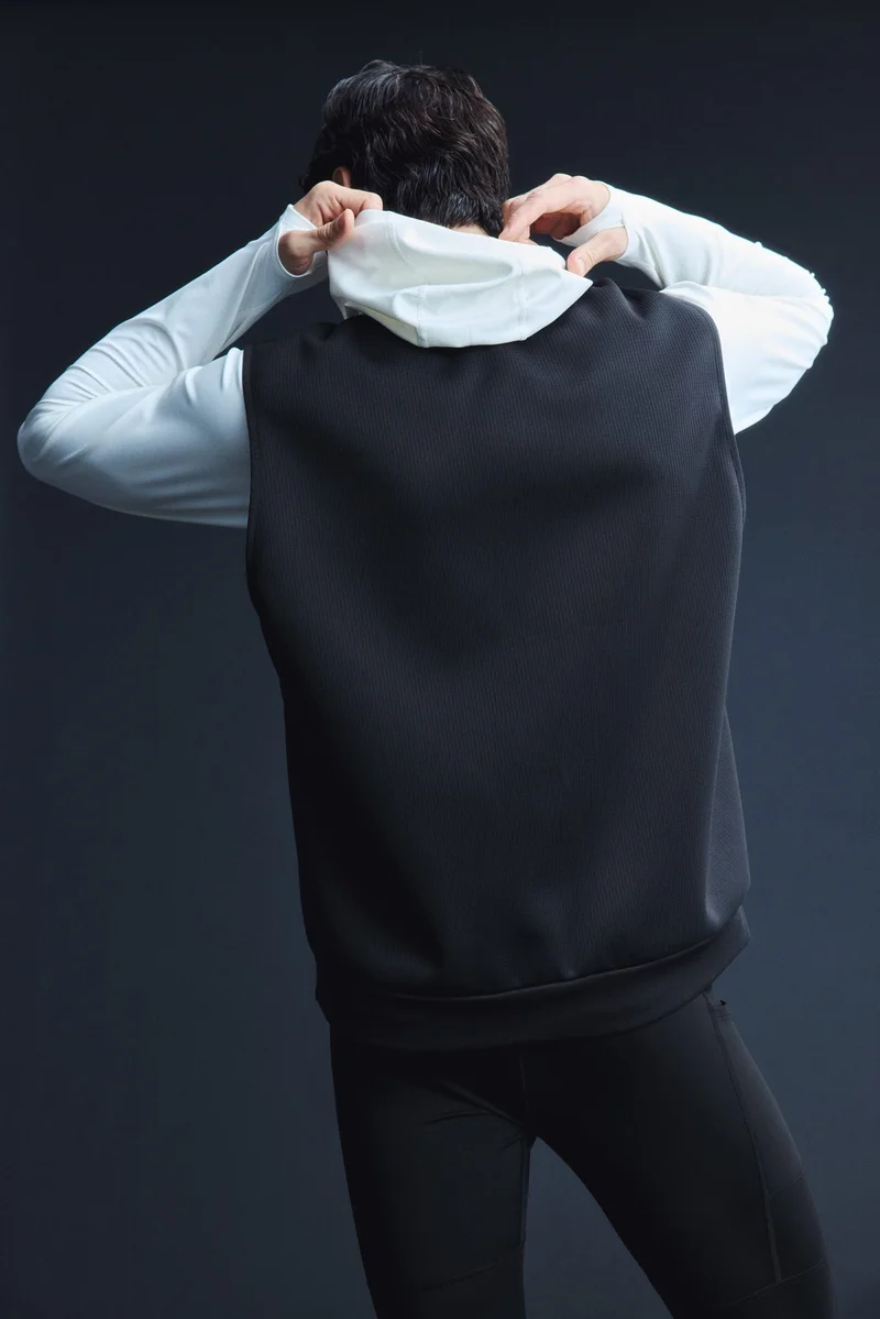 H&M  Sports gilet with ThermoMove™ for Men | Best Price UAE