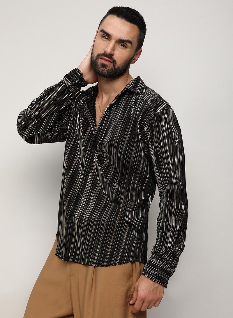 Campus Sutra Men's Jet Black & Metallic Gold Pleat-Creased Shirt - Image 3