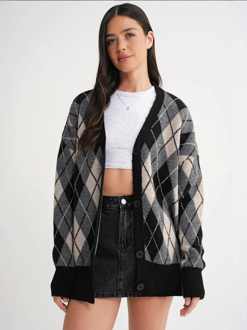Mixray Black Mixray Oversize Argyle V-Neck Buttoned Cardigan for Women | Best Price UAE