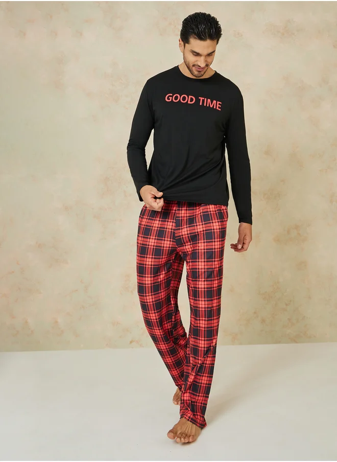 Styli Styli Slogan Print Long Sleeves T-shirt and Checked Pyjama Set