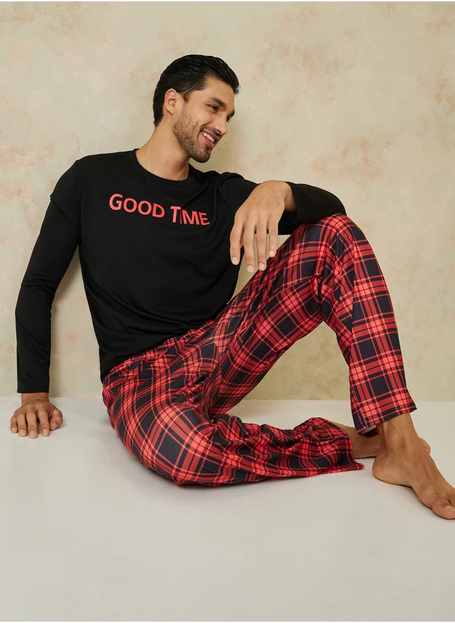 Styli Styli Slogan Print Long Sleeves T-shirt and Checked Pyjama Set