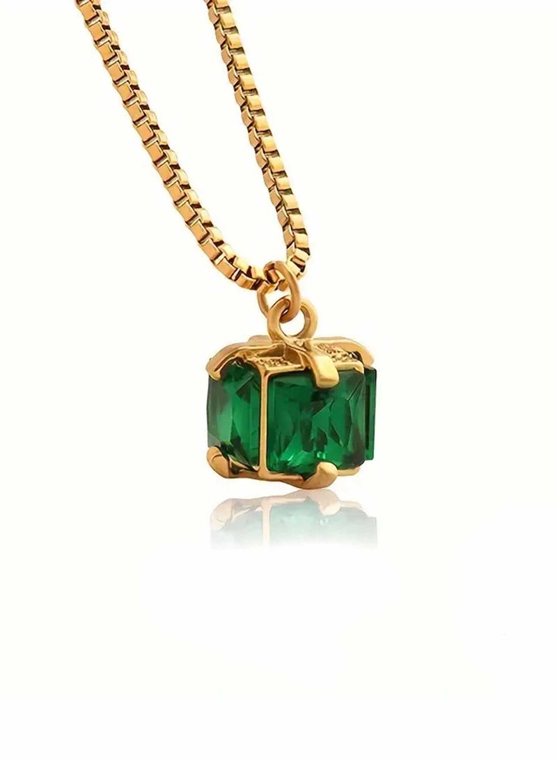 كاف كريشنس قلادة من الفولاذ المقاوم للصدأ مطلية بالذهب 18 قيراط، وقلادة من كريستال الزمرد مع سلسلة على شكل صندوق، - Image 1