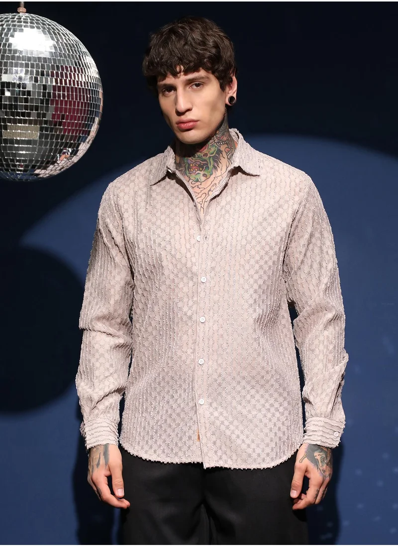 كامبوس سوترا Men's Coin Grey Vines-Edge Shirt For Casual Wear | Spread Collar | Long Cuffed Sleeves | Button Closure | Shirt Crafted With Comfort Fit For Everyday Wear