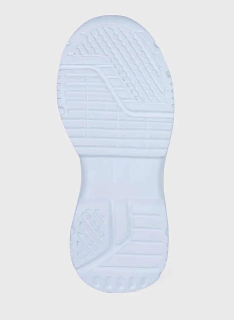 JUST KIDS BRANDS Kids Chase Sneakers