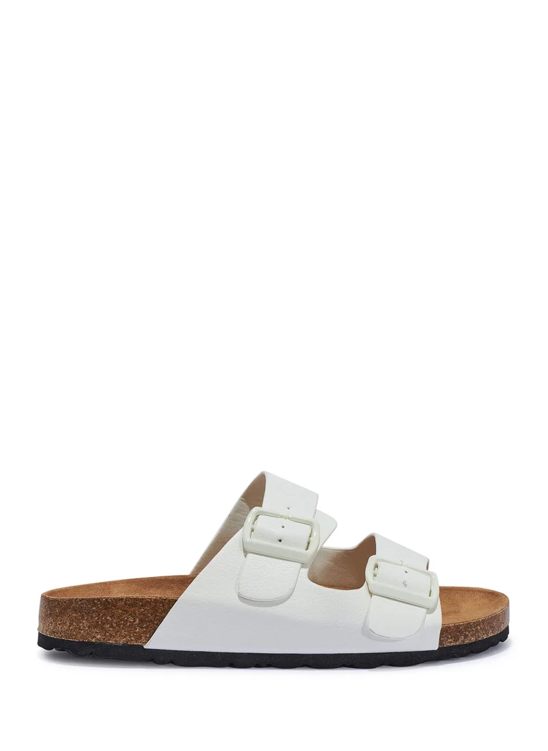 ترافل من نمشي Comfy Footbed Double Strap Flat Sandal