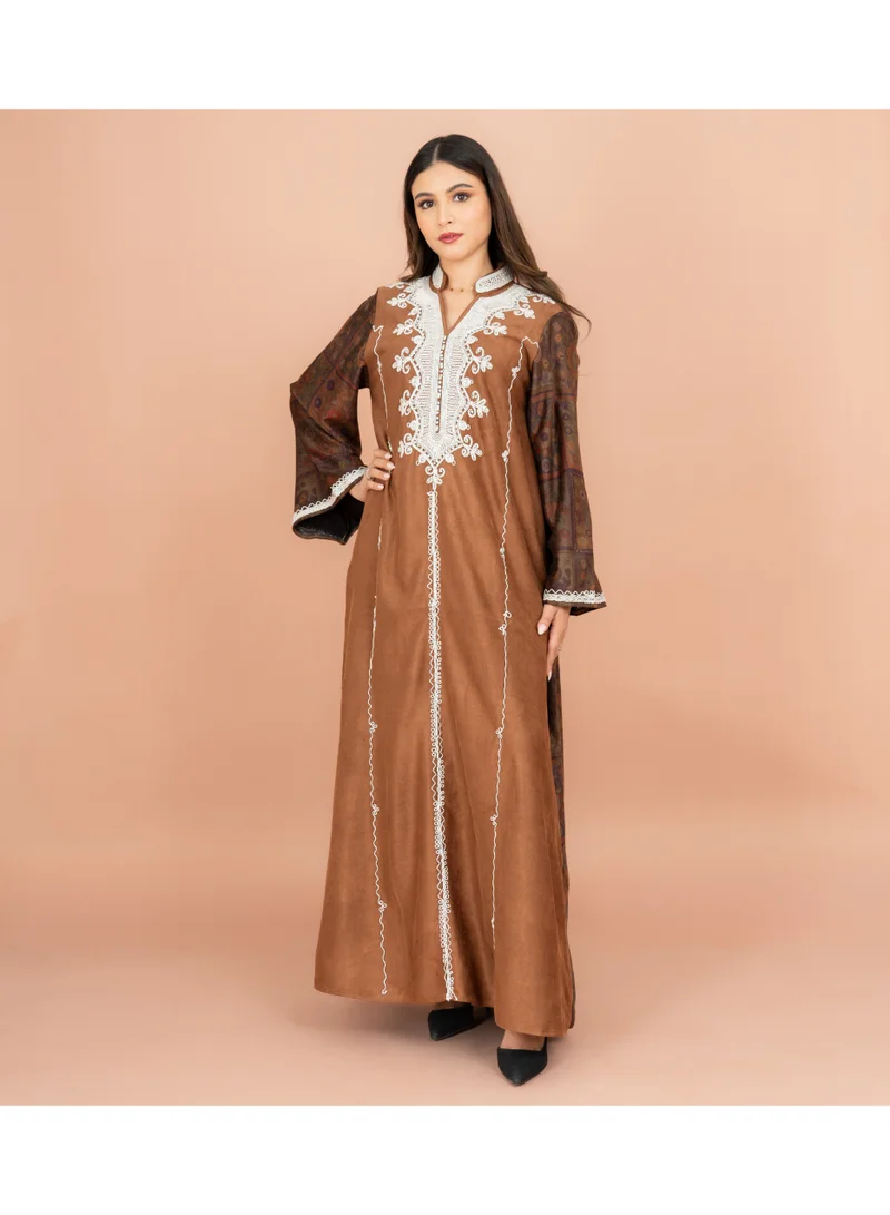 IKKXA Mandarin Colar White Embroidery Winter Straight Cut Jalabiya
