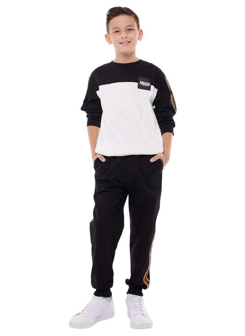 Boys' 2-Piece Set- Sweatshirt and Jogger Set (8-14 yrs) Off-White/Black - pzsku/Z45C71857661C5B02D96FZ/45/_/1740585255/34b14d32-467e-46cb-ac72-45121a9eb6be