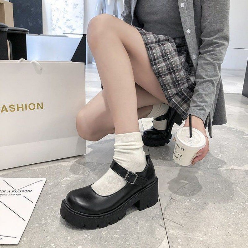 2024 Lolita Mary Jane Pumps Retro Plateau Black Matthey