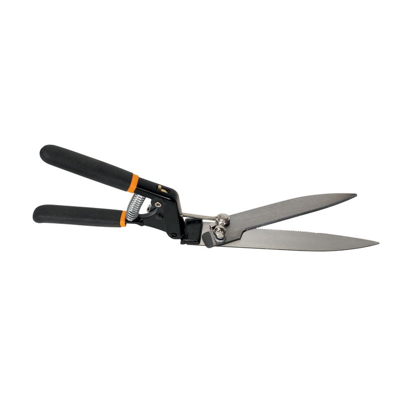 Fiskars Grass Shears 5Inch Serrated Blade Grass Cutter and Garden Shears with PowerLever Technology Offers More Cutting Power - Image 2