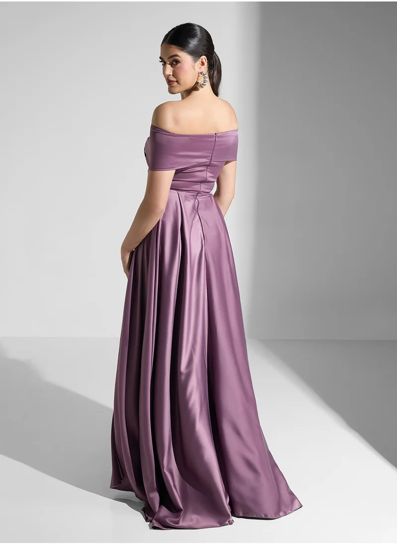 Akadia Fashion Off Shoulder Pleated Maxi Dress