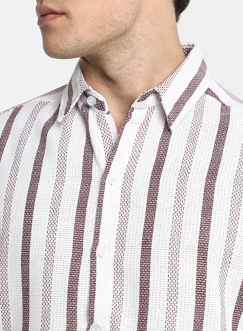كامبوس سوترا Men's Ivory White & Burgundy Red Pencil-Striped Shirt