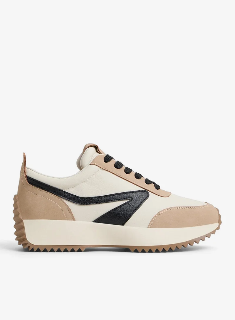 كول ات سبرنج داني لو توب سنيكرز