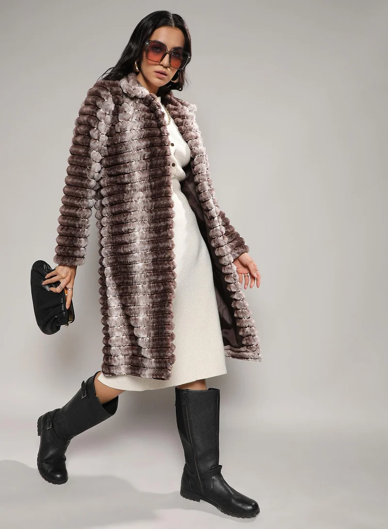 كامبوس سوترا Women's Ivory White & Chocolate White Ombre Ripple Long Coat