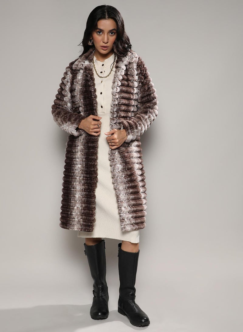 كامبوس سوترا Women's Ivory White & Chocolate White Ombre Ripple Long Coat  - Image 2