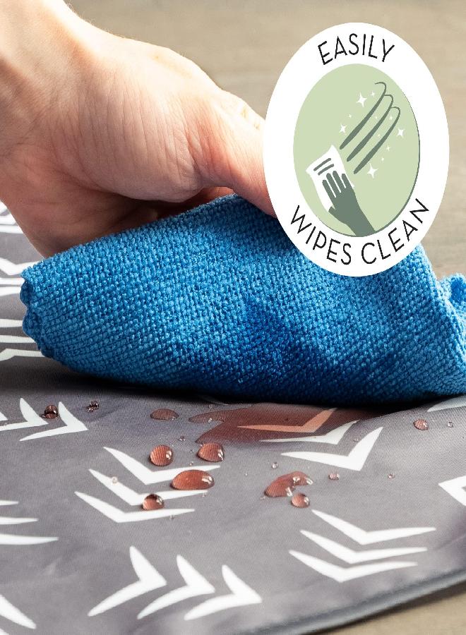 S&T INC. Splat Mat for Under High Chair, Water Resistant Floor Mat, 42 Inches by 42 Inches, Grey Scatter - Image 3