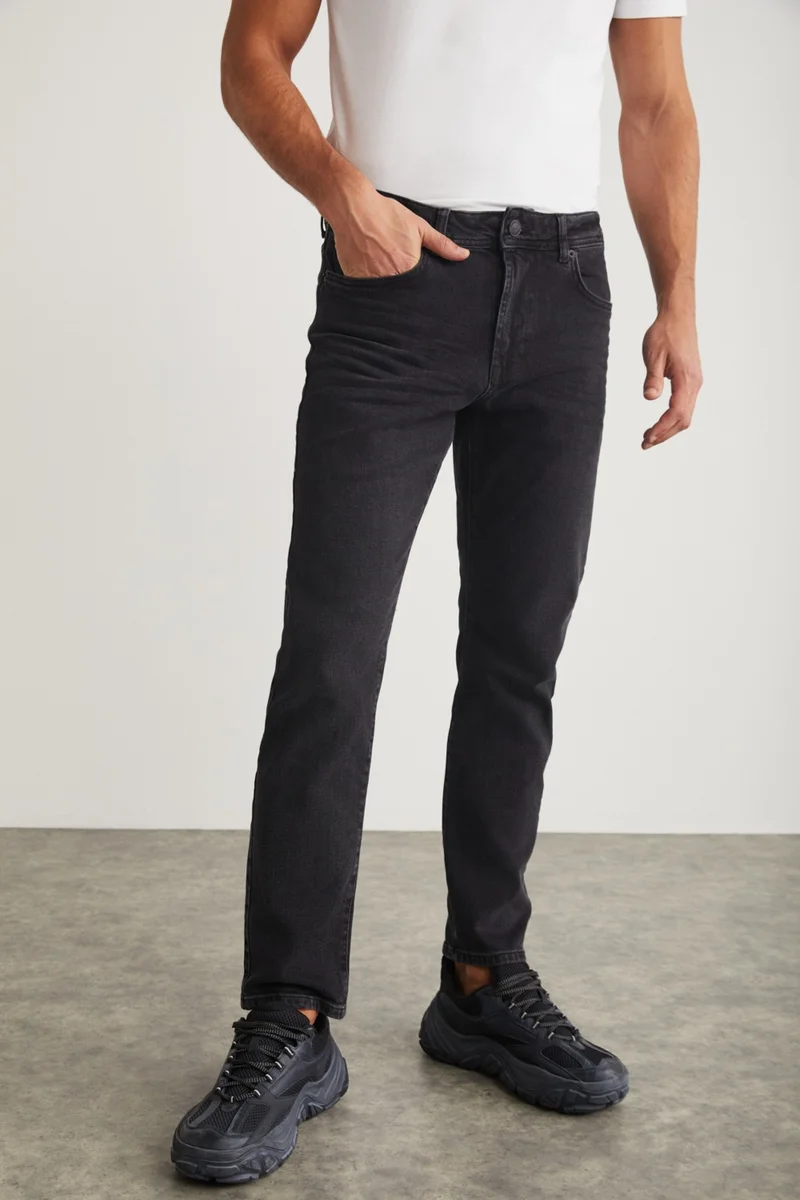 GRIMELANGE Antonia Men's Denim Tappared Fit Thick Textured Flexible Anthracite Jeans