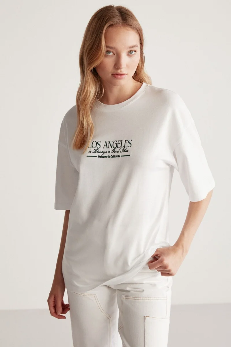 GRIMELANGE Janna Women's City Themed Front and Back Print Detail Oversize Fit Crew Neck White / Green T-shirt
