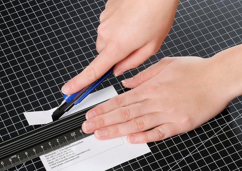 Vantage Dahle Self Healing Double-Sided Cutting Mat with Grid A1 - Image 2