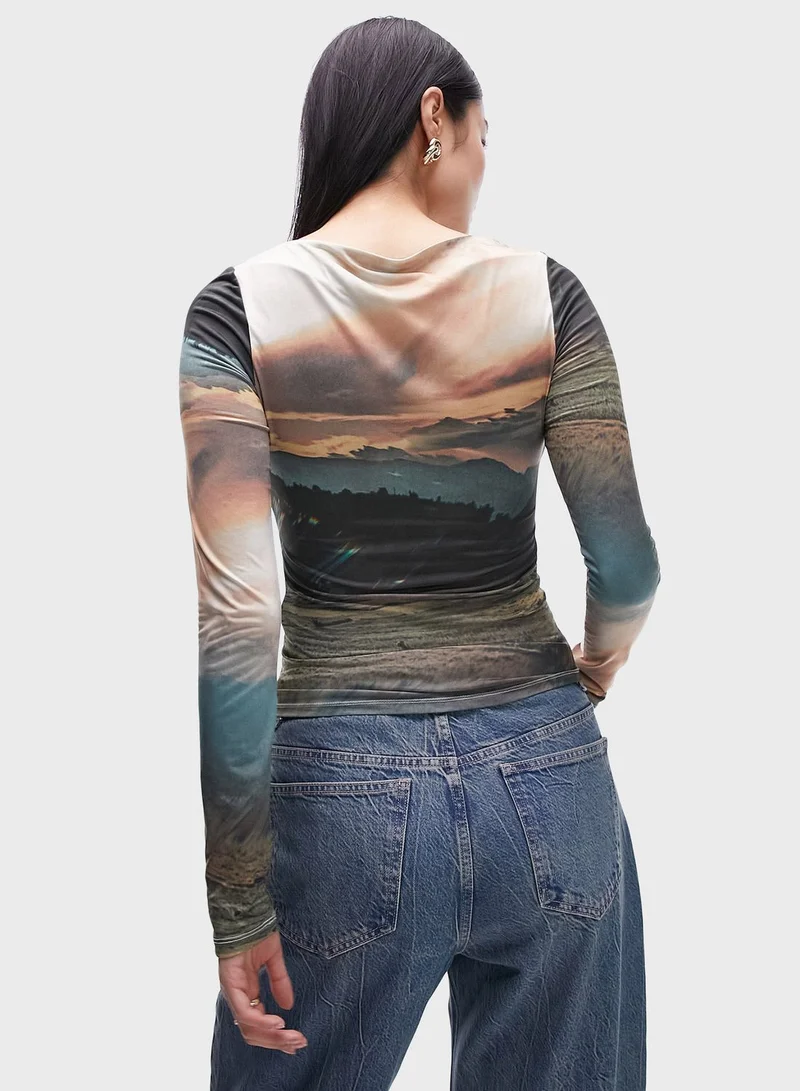 TOPSHOP Crew Neck Printed Top