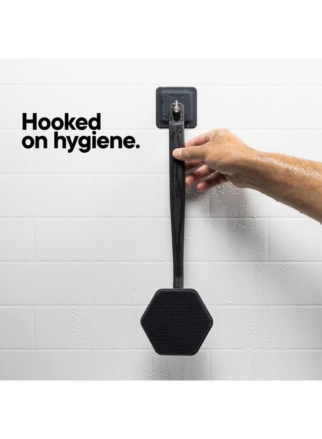 TOOLETRIES فرشاة ظهر سيليكونية مع خطاف - فرشاة استحمام مقشرة، غسالة ظهر للرجال، فرشاة ظهر متينة بمقبض طويل - ملحقات استحمام ودش تدوم طويلاً - فحم - Image 5