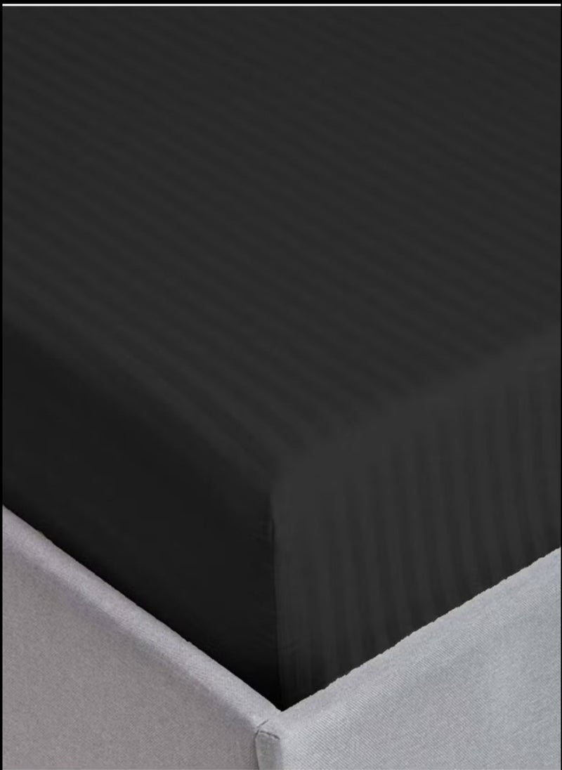 Blueberry طقم ملاءات سرير ملكي مخطط باللون الأسود من القطن 3 قطع بجيب عميق 180x200+25 سم - Image 2